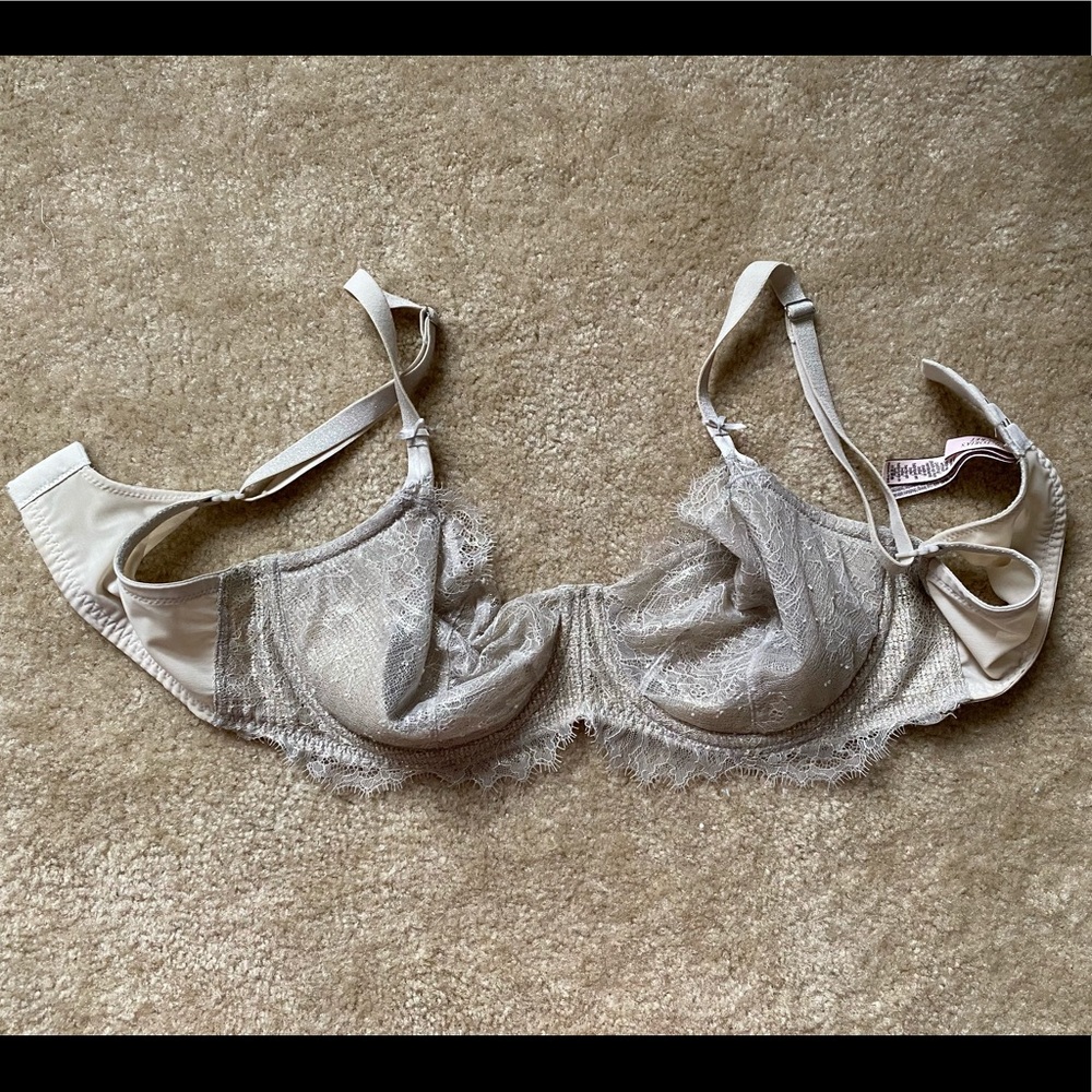 Victoria’s Secret Dream Angels push-up without padding silver lace 36DD